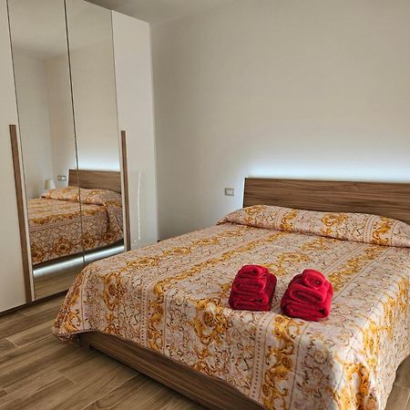 Appartement Dream & Fly Scafa à Fiumicino Extérieur photo